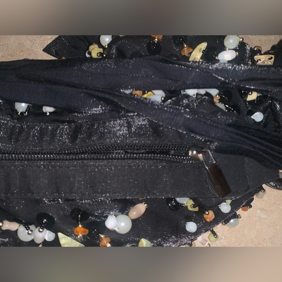 Source unknown, stylish beaded purse. - Picture 5 of 9